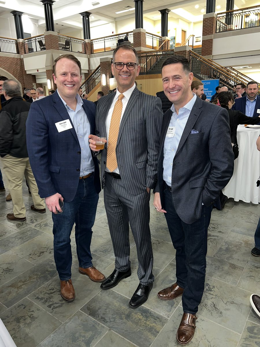 Shoutout to <a href="/OhioXOrg/">OhioX</a> for putting together another great event! UH Ventures is loving the Ohio ecosystem energy. Can't wait for the next one! @TheBizDean <a href="/JohnCarrollU/">John Carroll University</a> <a href="/davidsylvan/">David Sylvan</a> 🚀