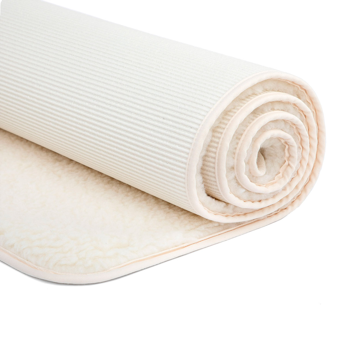 yogaes_com's tweet photo. Surya Premium:  Esterilla de yoga de lana virgen extra gruesa y tierna está hecha 100 % de lana virgen de oveja (pelo alto, 1500 g/m²) y tiene un borde de algodón.
  
✔Ideal para Yoga Nidra, Relajación, Iyengar, Yinyoga.

🏡Ponte cómad@ en casa. https://t.co/qHfgcQ0IJp