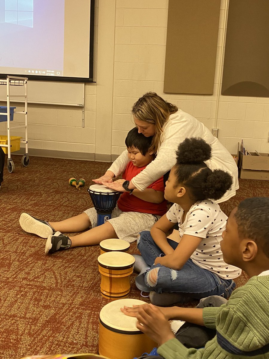 Dr. Weeks 2nd Grade tweet media