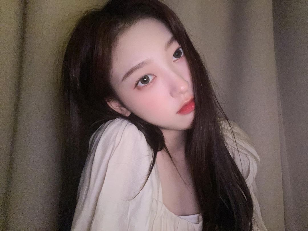 choerryhour's tweet photo. 😵‍💫 https://t.co/XCWyPs7zCq
