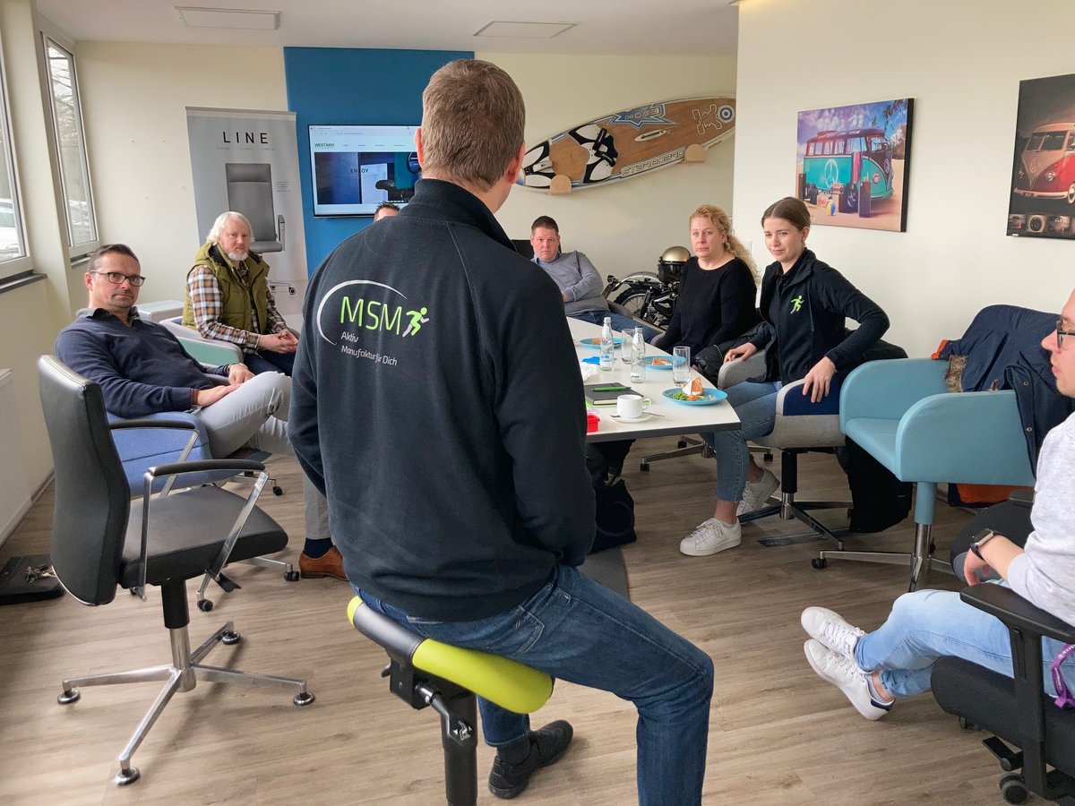 #Rückenschmerzen und falsches oder zu langes Sitzen? Da gab es doch einen Zusammenhang! 
Was lag näher als einen gegenseitigen Erfahrungsaustauch mit der Stuhlmanufaktur Westaro aus Löhne. Wir sagen Danke für einen interessanten Vormittag! Infos unter westaro.de