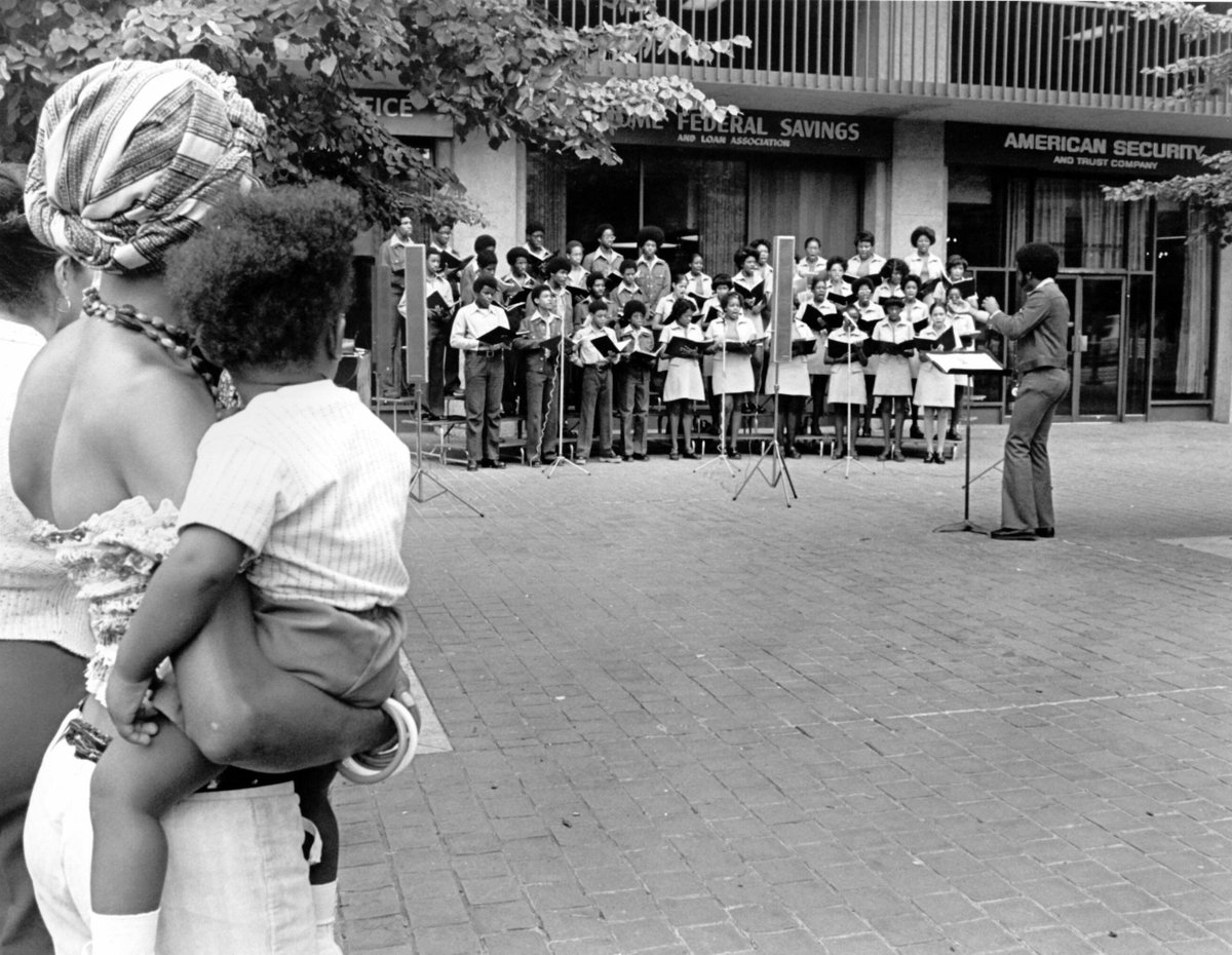 Sumner Museum is excited to share images from the Bill Webb Collection.
Please comment if you see yourself or someone you know photos! Your memories illuminate the Proud History of Public Schools in Washington, DC. 
#SANKOFA #GoBackAndFetchIt #BHM23 #BlackHistoryMonth