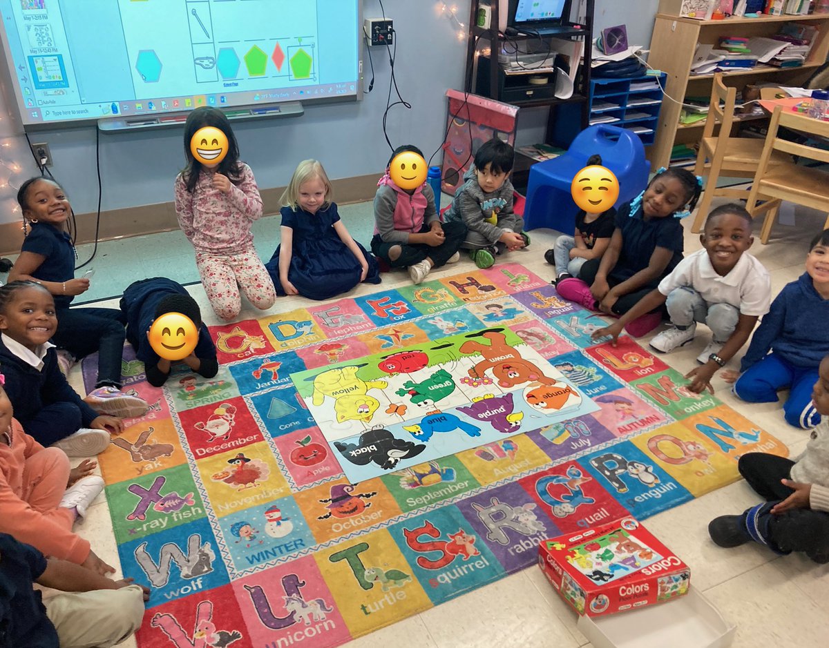 Enriching spatial concepts (corner, center, side) by collaboratively assembling a puzzle at Montessori Academy <a href="/RCSDNYS/">Rochester City School District</a> ! Additional target concepts: left/right, above/below, beside/between, top/bottom, and row. <a href="/white_lajuan/">LaJuan White</a> <a href="/KalaniAmy/">Amy Maloy</a> <a href="/RcsdSpeech/">RCSD Speech/Language Department</a> <a href="/HollyPlaceSLP/">Holly Place</a> <a href="/AlkiewiczAmy/">Amy Alkiewicz</a>