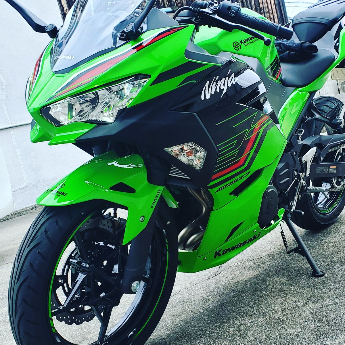 impottible33's tweet photo. 新型Ninja250納車♪♪
Ninja Life start https://t.co/Kwzfhxq3TH
