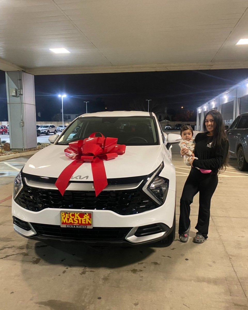 Congratulations to this momma on her brand new #Kia! 🤩 🎉

We're so happy that our Beck & Masten Kia team could help you find the perfect vehicle. Thank you so much for your business! 😀

#BeckMastenKia #Tomball #NewCars #NewKia #HappyCustomer