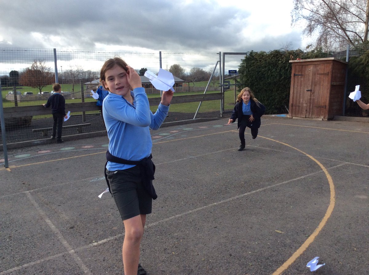 strettonsugwas's tweet photo. What great fun #queensbees and #workerbees had testing out some paper aeroplanes kindly made for us by a gentleman who was a boy of their age during WW2. A my gosh didnβt they fly well! They donβt make them like they used to π #global https://t.co/ihQOpBPmEB