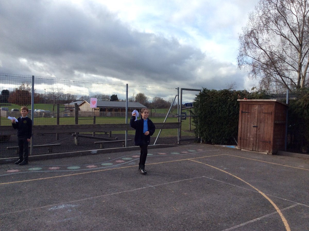 strettonsugwas's tweet photo. What great fun #queensbees and #workerbees had testing out some paper aeroplanes kindly made for us by a gentleman who was a boy of their age during WW2. A my gosh didnβt they fly well! They donβt make them like they used to π #global https://t.co/ihQOpBPmEB
