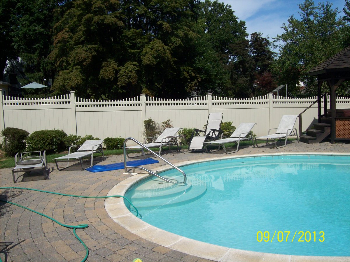 FenceCompanyNJ's tweet image. Pool Fence Installation in NJ
If you are looking for a professional company that provides pool Fence Installation in NJ, Challenger Fence can do just that for you. For more information call us at (973) 772-2593.

#PoolFence #PoolFenceInstallation 
challengerfence.com/pool-fence-ins…