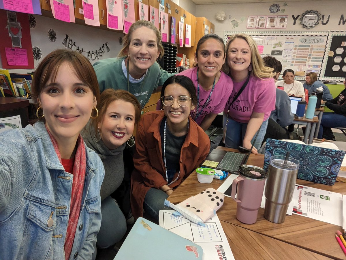 It's a Fabulous Friday when you get to learn with your 3rd grade team!! Love my girls! 💙💜💚💛❤️  #RJLyear9 #CISDLearns #CISDWorkingTogether
