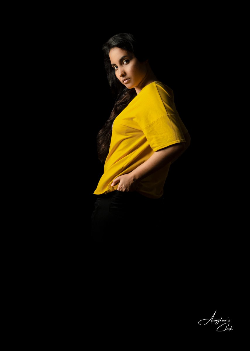AungkanNath's tweet photo. Indoor Shoot📷

Photographer: 
@AungkanNath

My all links - https://t.co/TKWVKExNFI

Dm for any kind of photography &amp; cinematography services.

#portrait #portraitphotography #indoor #indoorphotoshoot #aungkannath #aungkanofficial https://t.co/PvcSnoAjZI