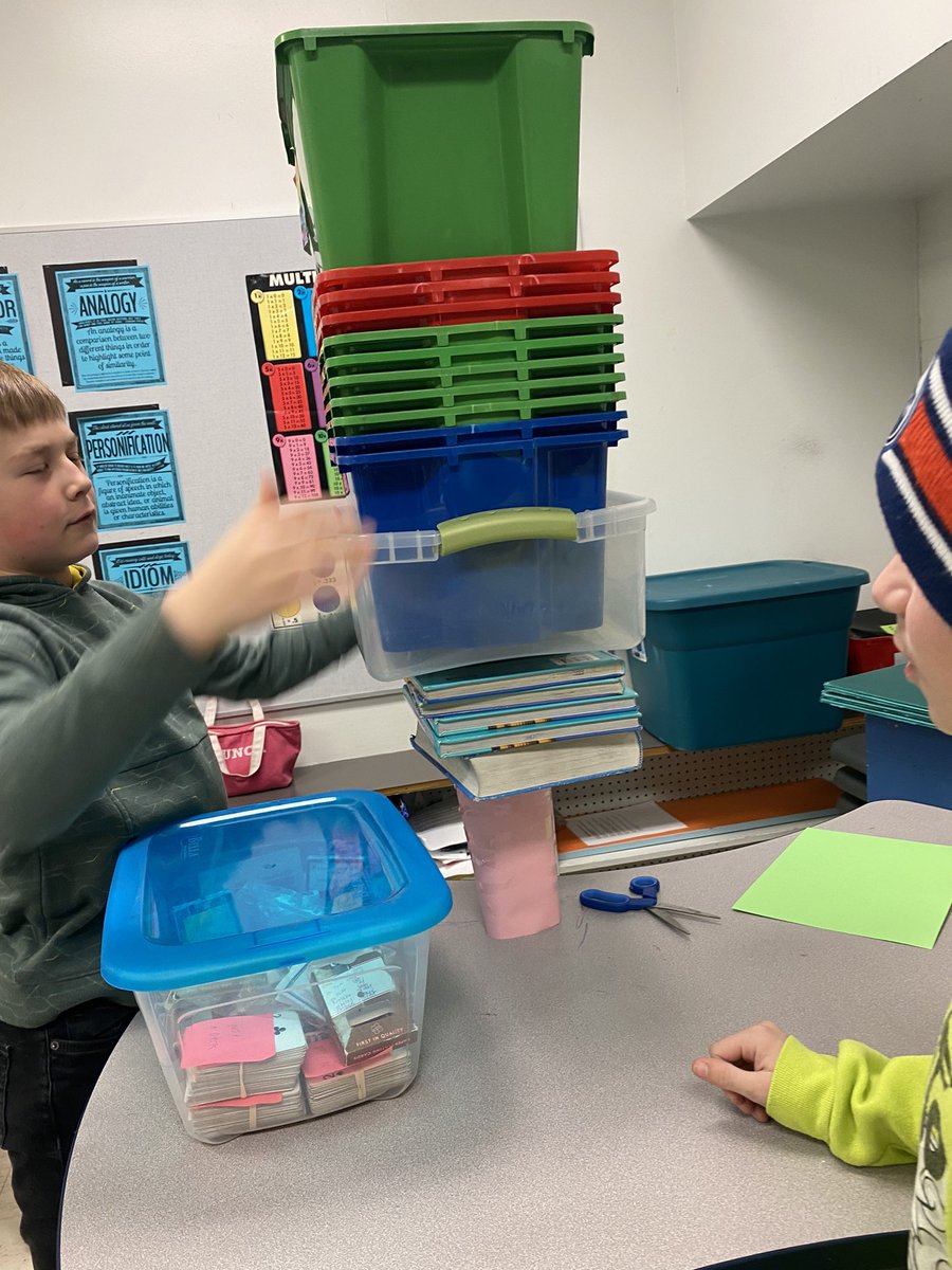 slarseneips's tweet photo. Stem activities this morning! How much weight can the prism hold? @BrentwoodEIPS @eips https://t.co/vQGVGOlTb8