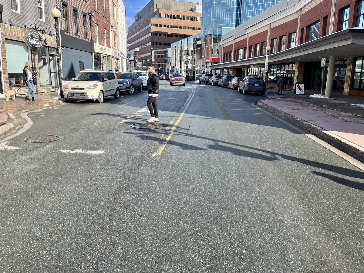 Duckworth Street, at the bottom of Bates Hill vs Water Street, at the top of Becks Cove. #nltraffic #nlwx