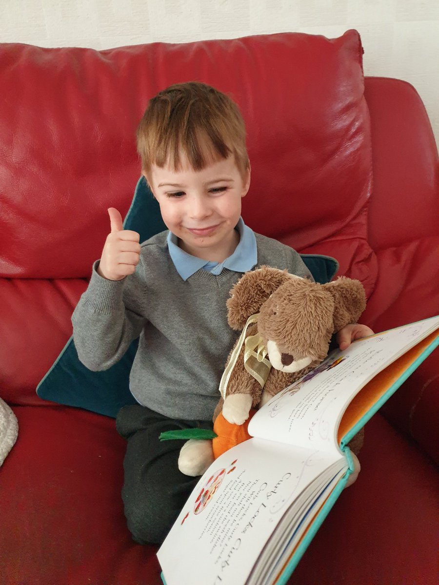 ZowieTinker's tweet photo. @stbenedictswcps this one couldn't wait to start raeding. Remarkable reader. https://t.co/hy6sWKzxoK
