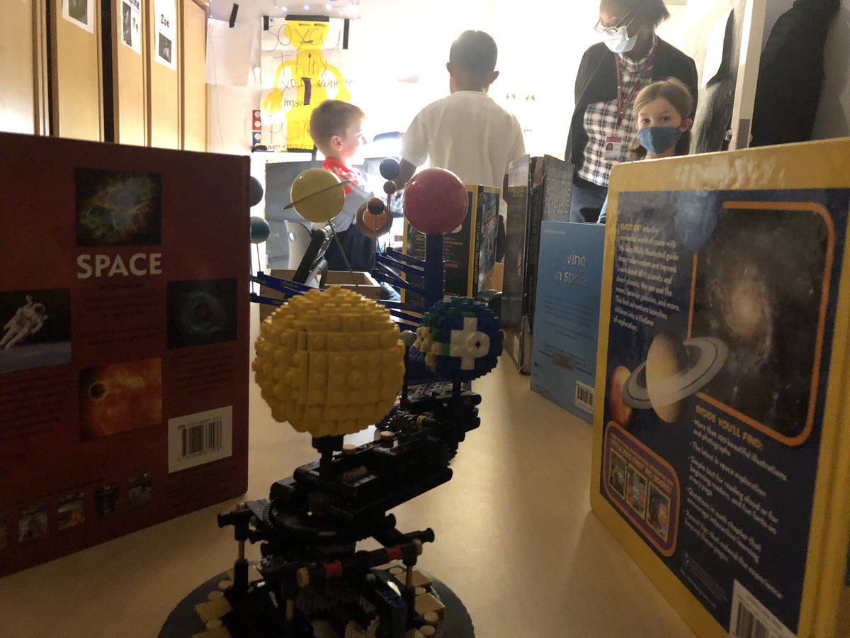 curiosityroom's tweet photo. It’s Open Store Day #2! We’re making a lot of money to donate to The National Alliance to End Homelessness. We’re counting our money earned now! 💰 #uclskids https://t.co/xL3wKWk13V