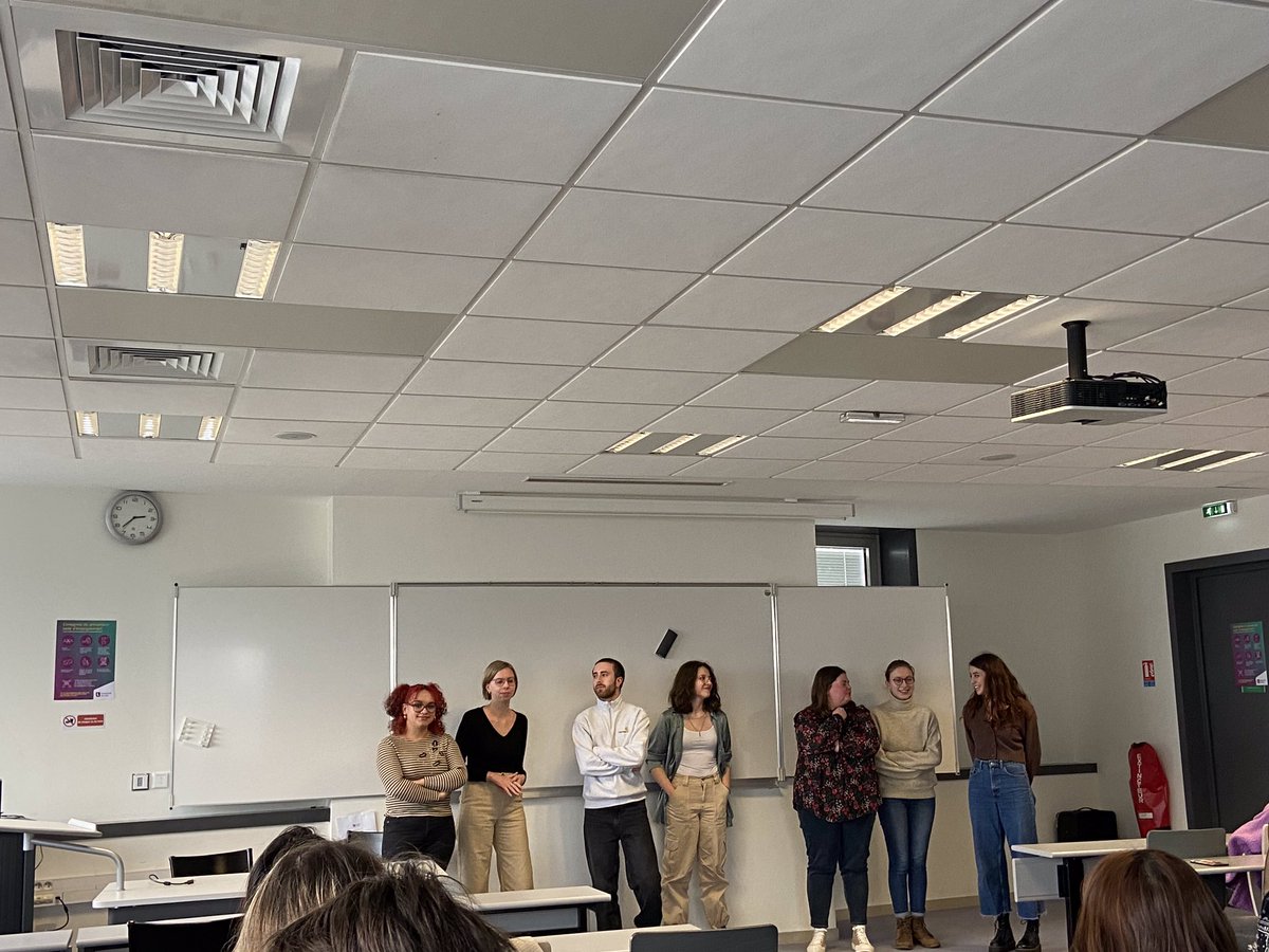 Master_TSM's tweet photo. #TSMSkillsLab #ULille Jour 8 (fin)
Le Skills Lab est arrivé à son terminus ! Après 8 jours d'intenses efforts, nos équipes se sont retrouvées afin de débriefer sur le déroulement de cette aventure.
Tous les projets ont été livrés à temps et nous pouvons féliciter tout le monde ! https://t.co/0Ha7TdW0JC