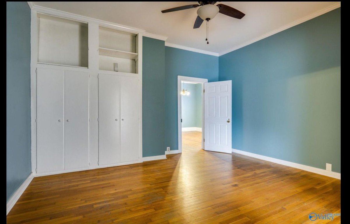 Llama_SoL's tweet photo. The house will be closed next month, but I never stop planning 👀
How would you #setup a #studio in this space?
#GamingSetup #stream #streamstudio #vr #gaming #pcmr https://t.co/jrZ6gkhJHq