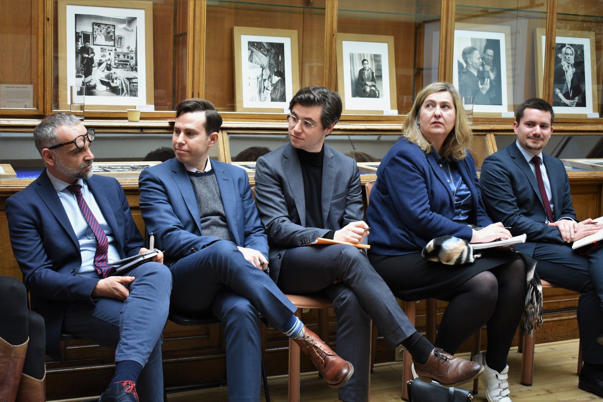 bjc_agua's tweet photo. La reunión de #embassiesforequality organizada por su fundador, Arnaud Gauthier-Fawas, tuvo como objetivo principal preparar las actividades del Mes y la Marcha del Orgullo el 24 de junio del 2023 así como extender una invitación para adherir a la ERC. https://t.co/8hwr9bCXc5