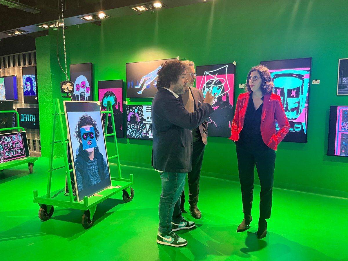 NFTFactoryParis's tweet photo. What an honor to welcome the French cultural minister @RimaAbdulMalak &amp; our neighbors from @CentrePompidou, who have just announced their first NFT collection! Tx to the French cryptoart scene &amp; the amazing works of the Web3 community🤗It means a lot to have you all by our side🙏 https://t.co/PvN1YQcyms