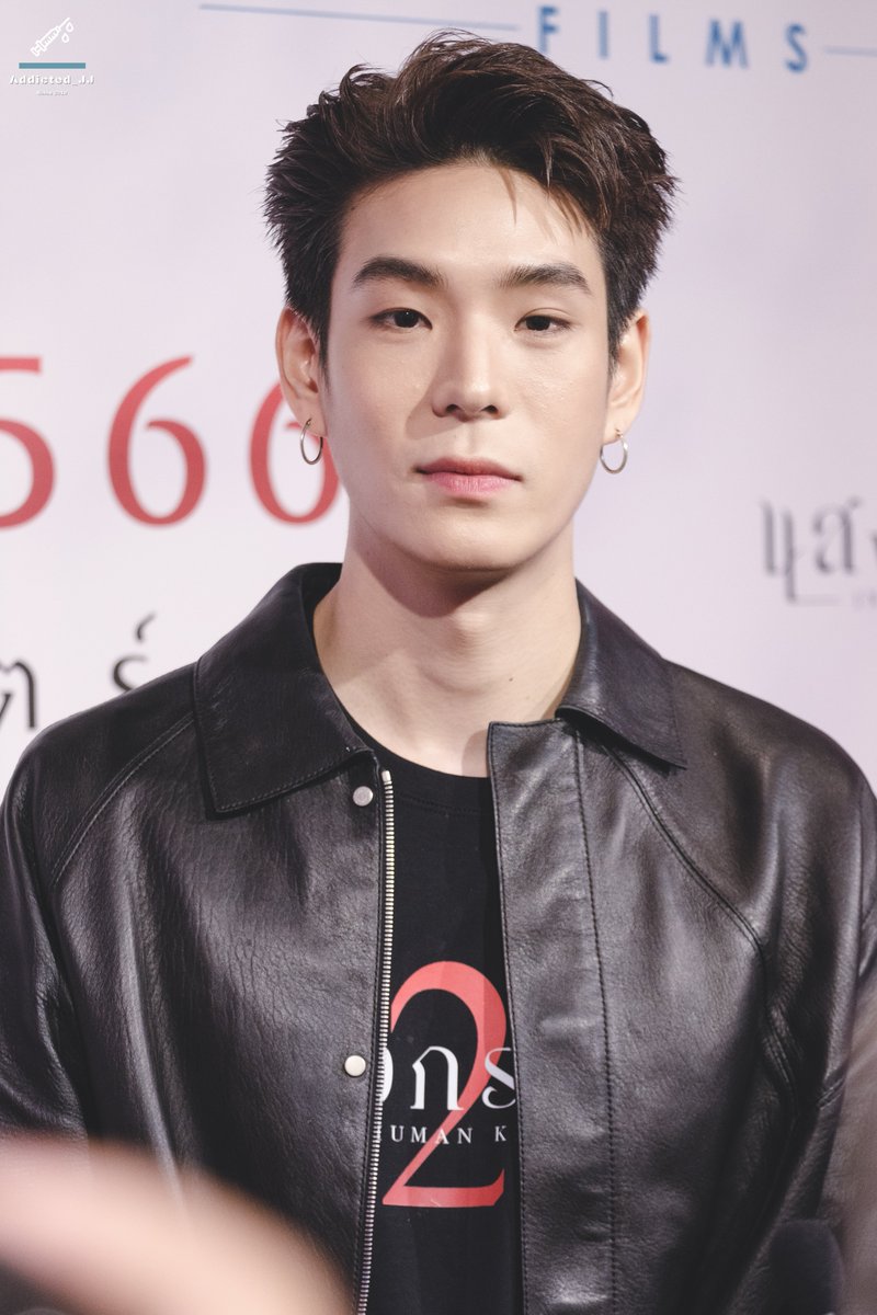 วันนี้หล่อมากๆเลยครับ

#แสงกระสือ2
#JAYLERR