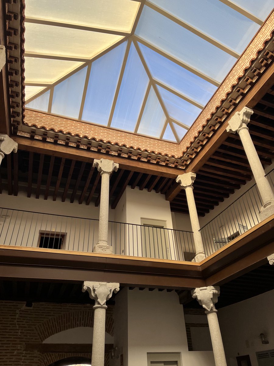 AnaRufes's tweet photo. #rehabilitación #palacio #venta #Arévalo #inversión #Ávila información sin compromiso ⁦@TuKsaInmo⁩ https://t.co/7vCUDdbxIv