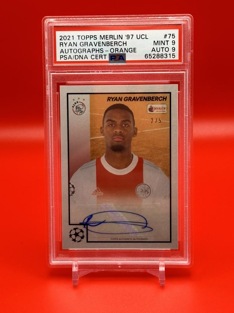 Michael_Duffey_'s tweet image. Pedri /99 Auto - £100

Bellingham /49 - £50

Gravenberch /5 auto - £500 - Pop 1 none higher.

Pele - Pop 28