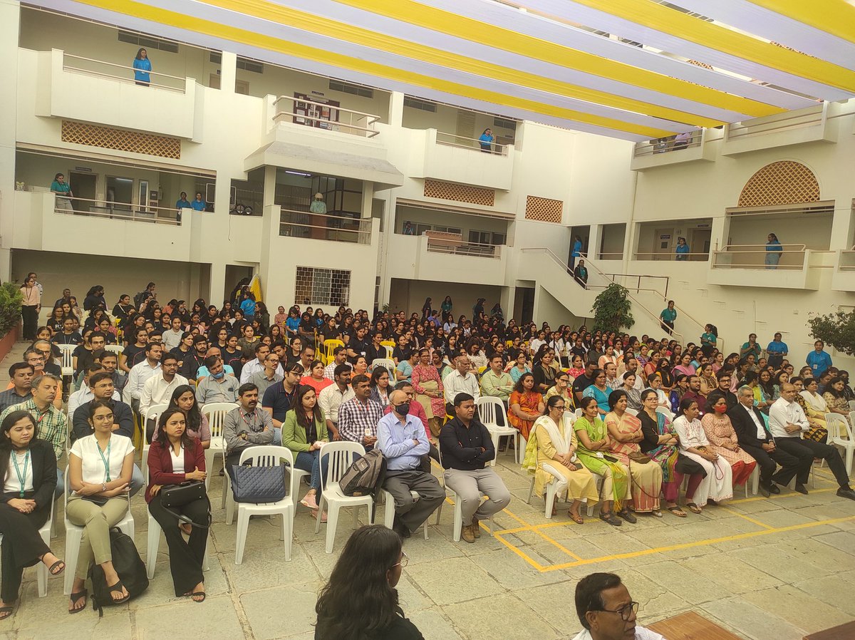 saps_jadhav's tweet photo. An amazing event organized by the students of Cummins Engineering college for women, Pune! 
#cisco was Gold Sponsor for their annual Techfest Innovation'23 and it was amazing to see such wonderful talents showcasing their innovation through #Hackathons #workshops #technology .. https://t.co/TPT1Z5myRX