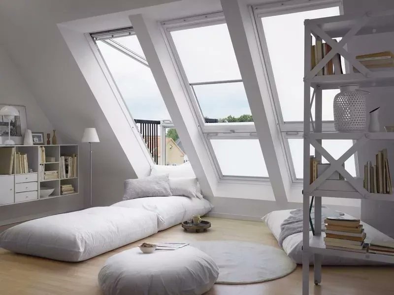 bliss_ltd's tweet photo. #newblogpost: 
One way to add a different and stylish look to your home, as well as letting in more natural light, is to consider creating taller windows by lowering sill levels to bring in more light and create the illusion of more space. Find out more 
https://t.co/ASPWOsRLBj https://t.co/i8MX6RAtJq