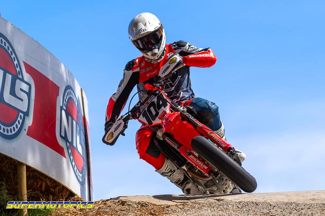 Supermotopics (@supermoto_pics) on Twitter photo 