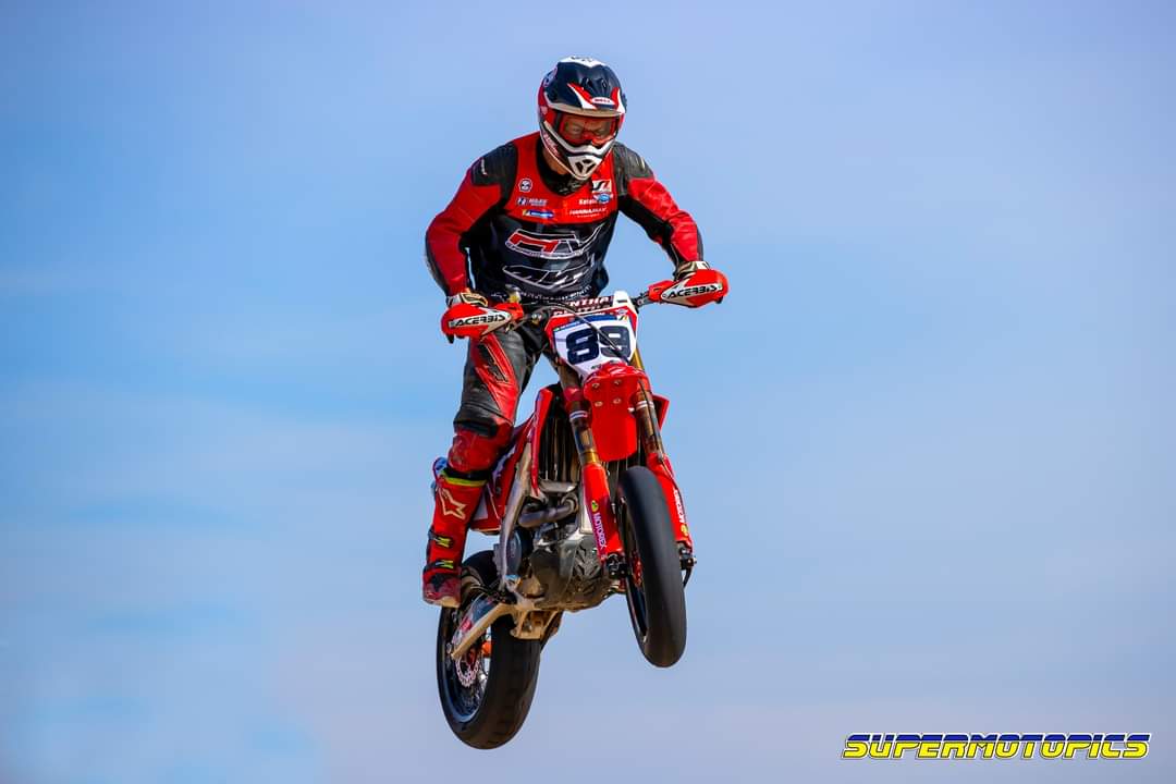 Supermotopics (@supermoto_pics) on Twitter photo 