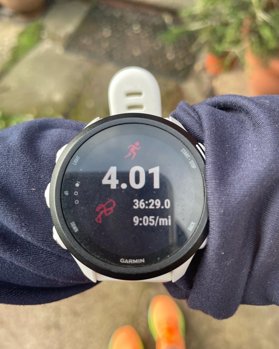 traz68's tweet photo. Morning Run https://t.co/4xFbg1yMDr A test run of another pair of trainers 👍not sure which ones I prefer yet as I’ve only been out in them both once #newtrainers #running #ukrunchat https://t.co/4EybH15xyC