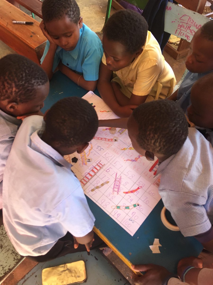 Hand in Hand tweet media