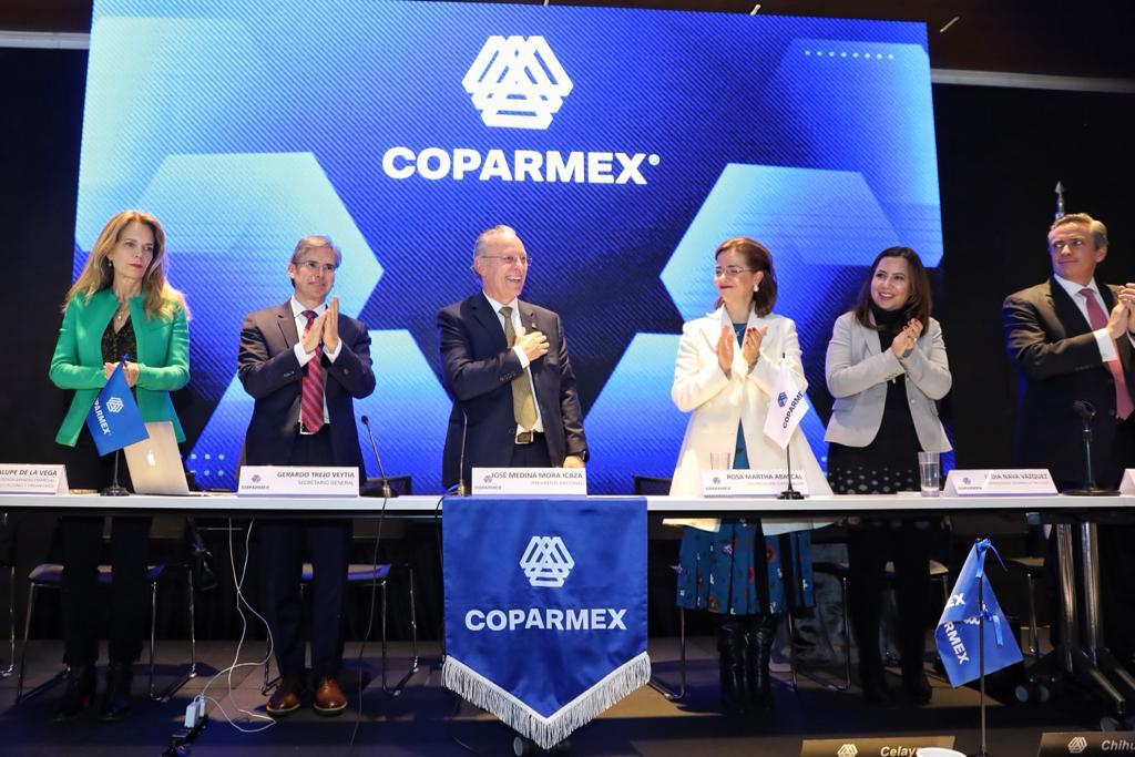 En #Coparmex representamos a más de 36,000 empresarios de todo el país y generamos 4.8M de empleos participando activamente a través de una red de presencia nacional conformada por 14 federaciones y 68 centros empresariales. #EmpresasTrabajandoXTi <a href="/VozDLasEmpresas/">Voz de las Empresas</a> <a href="/ConsejoCC/">Consejo Comunicación</a>