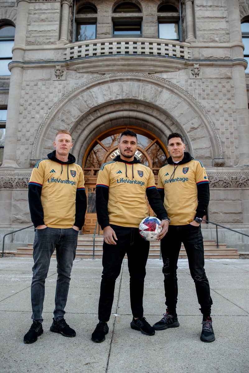 realsaltlake's tweet image. You didn't think we'd drop a new kit without a giveaway for it did you? @adidas is giving you the chance to win a new Beehive State kit when you: 
▪️Follow us
▪️RT &amp;amp; Like
▪️Tag a friend you want to rock this