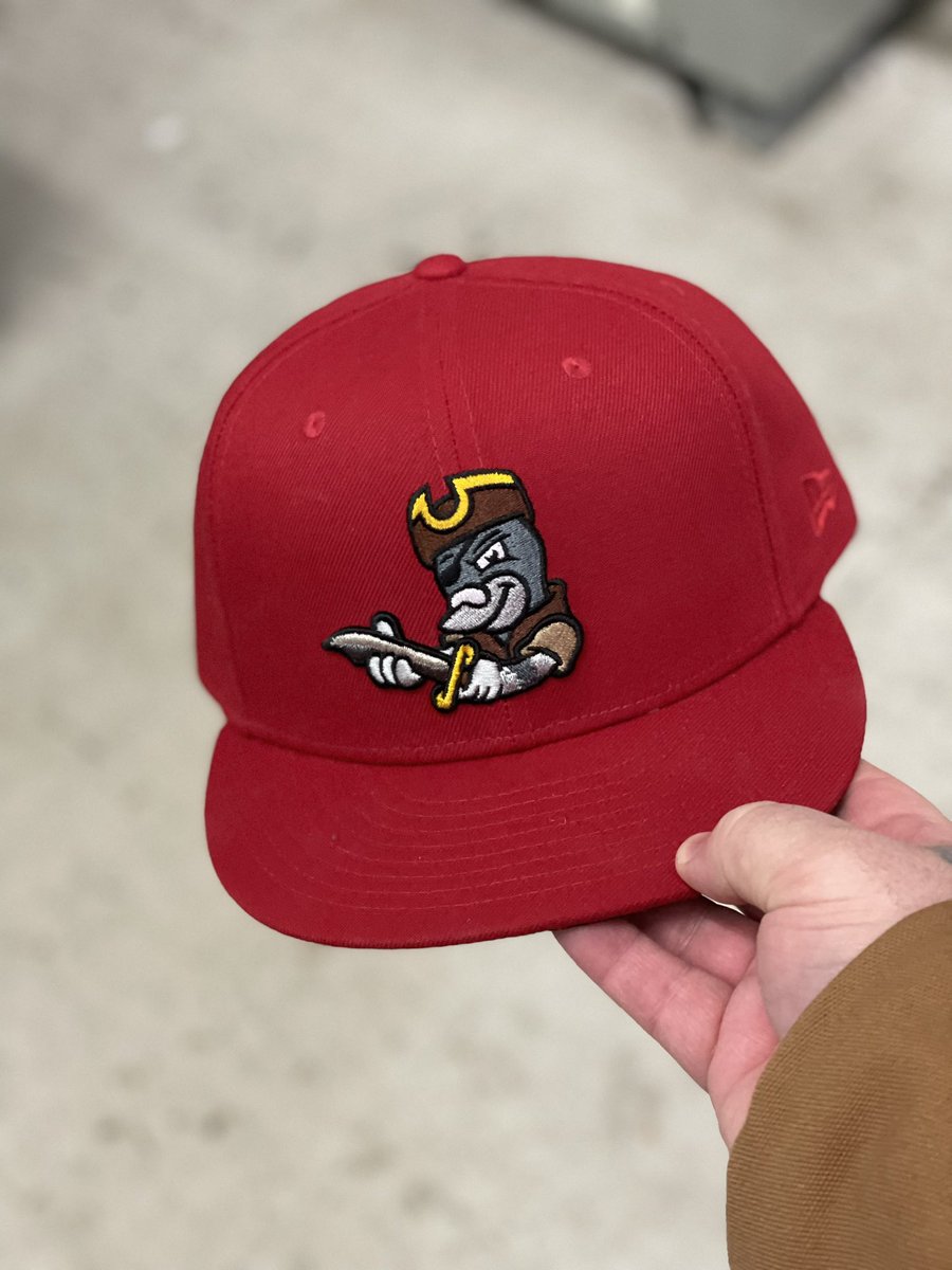 BRKCP_'s tweet photo. It’s #DionicDay on #FittedFriday and my dude @DionicWorldwide is dropping some heat on his website! Go check them out!
#HatTwitter #HatHead https://t.co/cREqPvt26u