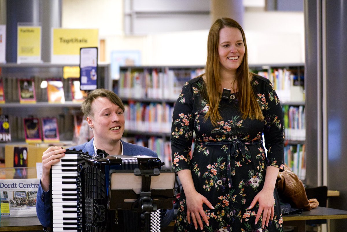 Laatste kans! Op zaterdag 18 februari reizen we nog één keer dwars door #Dordrecht met Warm Onthaal. Dus heb jij zin in een zoet liedje met een bloemige geur en een crispy bite? Kom langs, bijv. in <a href="/biebaanzet/">De Bibliotheek AanZet</a>, &amp; stel je eigen muzikale maaltijd samen! #mhd muziektheaterhollandsdiep.nl/mhd-levert-voe…