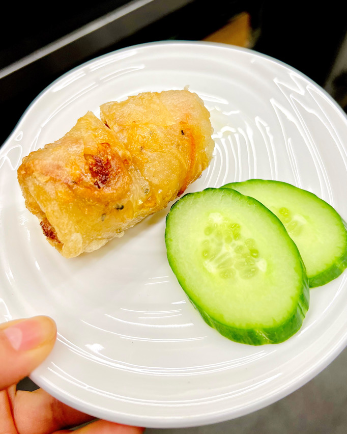 First you feast with your eyes: Check out our food and drink partners for LUGO All Together Now! 🥂

remaimodern.org/events-gatheri…

<a href="/hearth306/">Hearth</a> <a href="/TheNightOven/">The Night Oven Bakery</a> 

Experience a night full of art, music and great food &amp; drinks. Get your tickets here:
shop.remaimodern.org/products/lugo-…