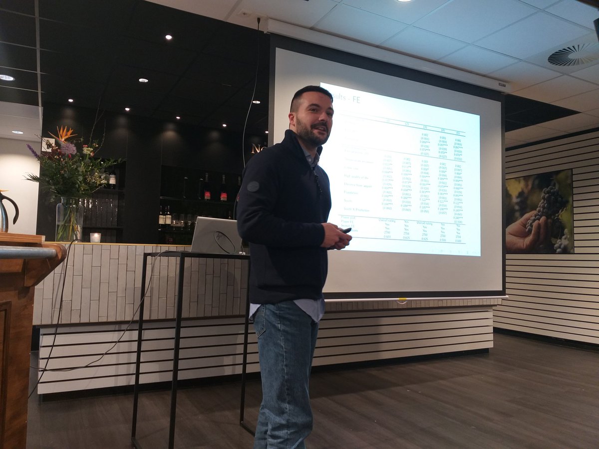 Thomas Peeters (@thpeeter) on Twitter photo We are almost at the end of the 6th ECASE workshop with <a href="/fra_principe/">Francesco Principe</a> explaining which local amenities affect salaries of Serie A players. Great presentations and great feedback! Thanks for the support <a href="/ErasmusESE/">ErasmusESE</a> <a href="/ERIMResearch/">ERIM</a> We are almost at the end of the 6th ECASE workshop with <a href="/fra_principe/">Francesco Principe</a> explaining which local amenities affect salaries of Serie A players. Great presentations and great feedback! Thanks for the support <a href="/ErasmusESE/">ErasmusESE</a> <a href="/ERIMResearch/">ERIM</a>