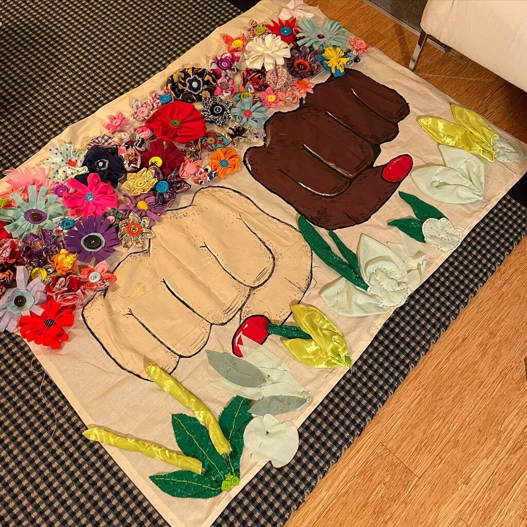 A little progress update on our latest banner! Thank you to all our members for making the beautiful flowers and foliage at our last meeting! The committee spent our community seeing more of them on! Just the foliage and lettering to do! We hope to be ma… instagr.am/p/CoxPs8oorEu/