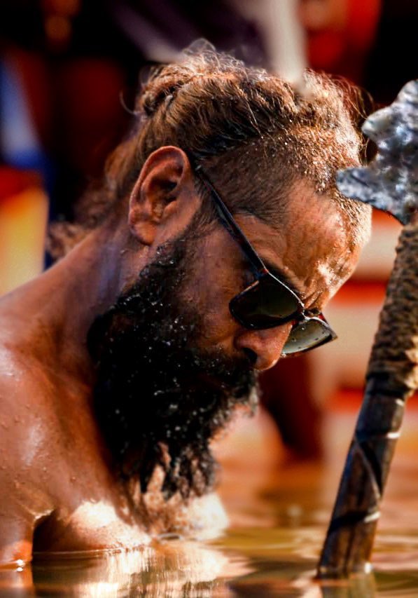 LetsOTTxCinema's tweet photo. What if @chiyaan ropped in as Antagonist in #LEO with this Deadly Look. @actorvijay @Dir_Lokesh 🔥😳 https://t.co/6vxe2NVMoI