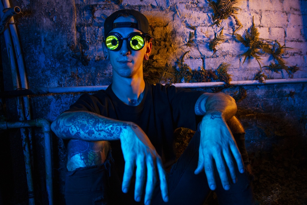 OfficialGloFX's tweet photo. Enter different dimensions with our Infinite Portal Goggles ๐ ๐
Don't miss out on BOGO 50% Off All Eyewear! ๐
https://t.co/UgYvWJMMbL
.
#glofx #pixelpro #LEDeyewear #glow #rave #ravers #ravebabe #festivalfashion #plurvibes #edm #plur #raveoutfit #kandi #kandikid #ravefashion https://t.co/JdYGcUAx1Y