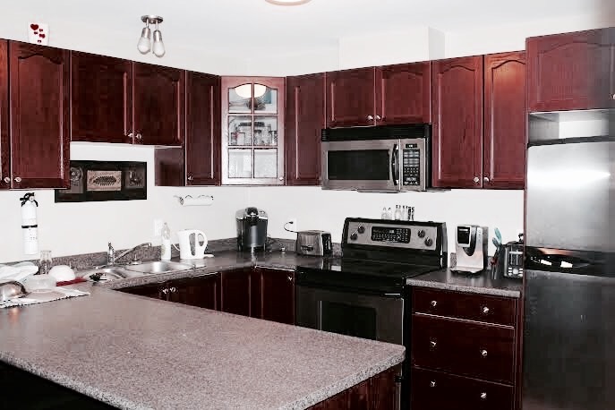 MichaelNicoTeam's tweet photo. 2017 tenants vacated . Decided on a 60K reno to maximize returns in a 🔥market! 45 days later..renos were complete &amp; the market 🥶. 

Timing the market is risky! 

Flash fwd to today, its Grown 3X, cash flows &amp; was leveraged to grow my RE portfolio!  

A blessing in disguise 👼 https://t.co/kIFreoG7zw