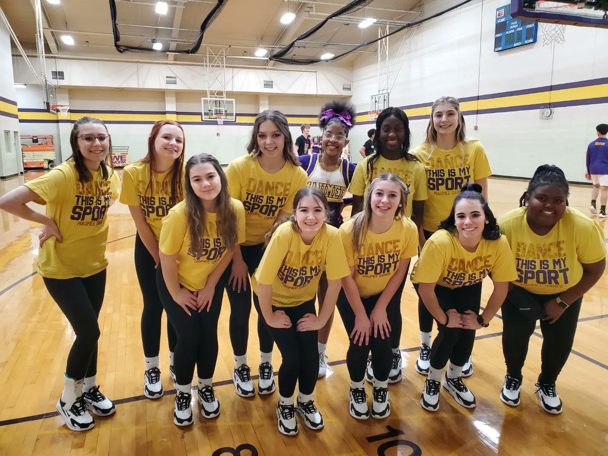 ✅️Finishing our Season!!✅️ Three Basketball game performances and our annual Team Dinner at Texas Roadhouse!! It has been a very fun year!! Sssoooo proud of these girls always!! 💜💛🐾 #WeAreMaumee #PantherFamily #MDTwork