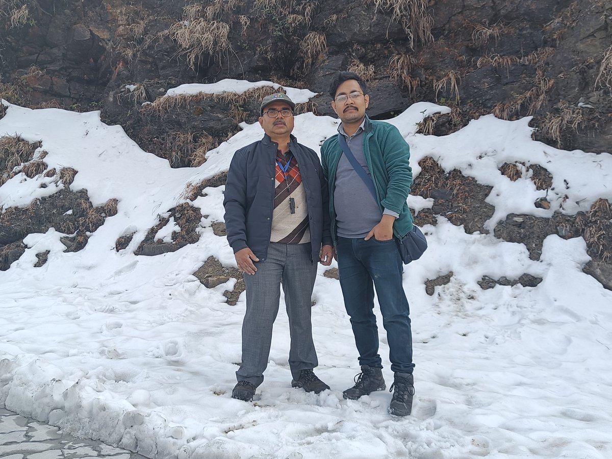 nayakasanjeeva's tweet photo. Lichen exploration at Mayudia Pass, alt. 2655 m, Arunachal Pradesh. Few days old snow fall. @ArunachalTsm https://t.co/NWGbuOLaQZ