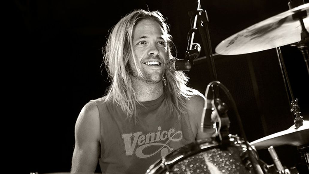 Happy 50th Birthday 
Anniversary 
Taylor Hawkins !     