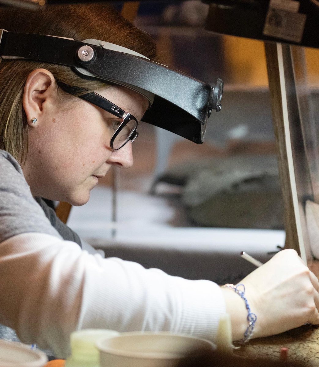 goCMNH's tweet photo. 🚨DUNKLEOSTEUS-sized news!🚨
 
A competitive @NSF grant totaling $785,162 was awarded to @goCMNH’s Dr. Caitlin Colleary (1), Associate Curator of Vertebrate Paleontology, Amanda McGee (2), Collections Manager of Vertebrate Paleontology &amp; Hailey Majewski (3), Digital Asset Manager https://t.co/eHaIUKzdLS