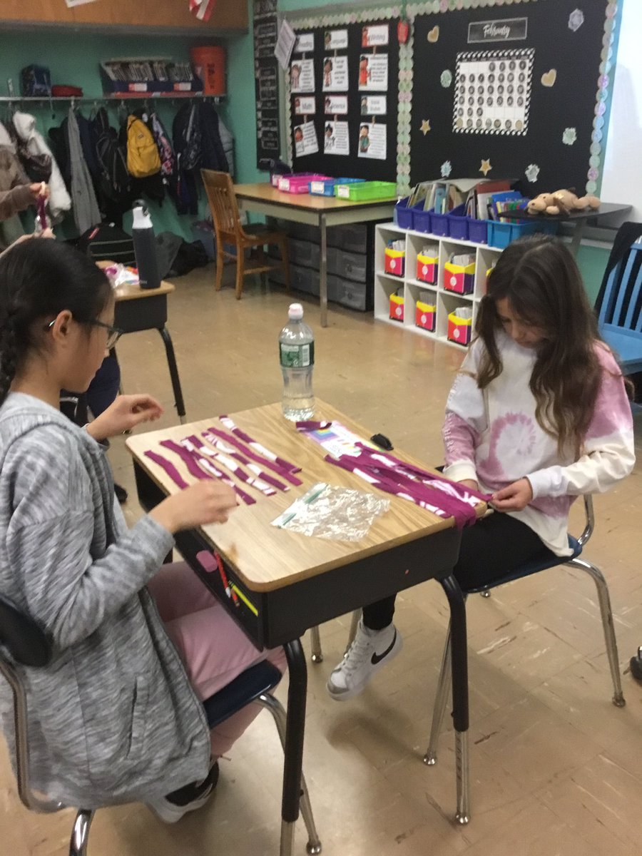 MrsRienzo's tweet photo. We had so much fun this morning learning about animal shelters and creating cat toys for donation! Thank you Ms. Timinski! @wtsdmedia @ORHEagles21 https://t.co/gHOQ91zJrr