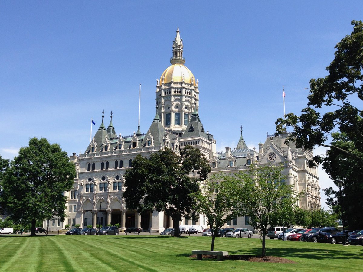 Join us -- Insurance committee to hear bills that mitigate consolidation and lower healthcare costs cthealthpolicy.org/index.php/2023…