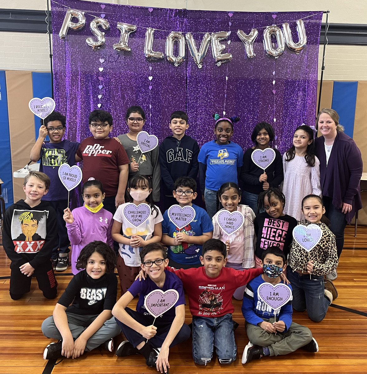 MrsMorris218's tweet photo. Mrs. Morris’ class is celebrating “P.S I Love You Day” today with our kind and loving classroom community! @WheelerAvenue @VS13UFSD #teamwheeler https://t.co/evPkQ7NUK5