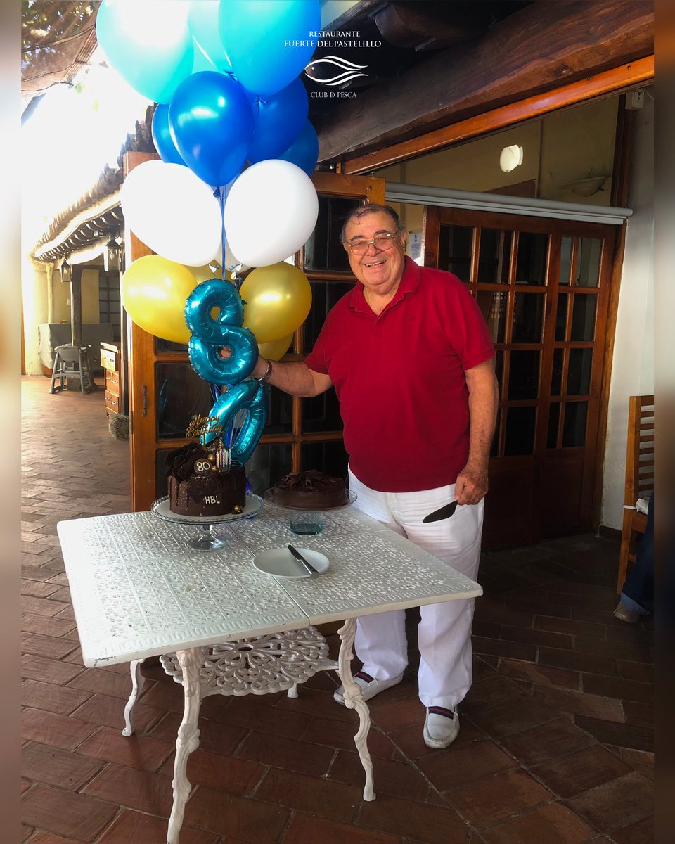 restpastelillo's tweet photo. ¡Feliz cumpleaños a Don Humberto Benedetti Lecompte🎉🎂!
A nuestro muy querido y estimado Gerente, le deseamos que Dios siga bendiciendo su vida, colmándolo de muy buena salud e infinitas alegrías, para él y toda su familia✨

Con cariño,
La Familia Fuerte del Pastelillo 🤍.
#hbd https://t.co/PdrZKCuTuz