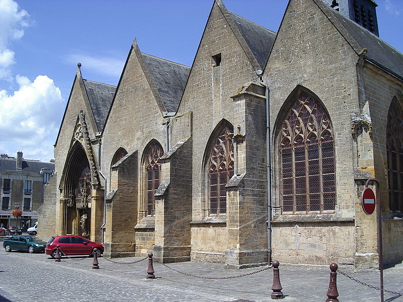 MonumentumFr's tweet photo. Eglise à #Donchery (#Ardennes) Construction XIIe siècle;XVe siècle;XVIIe siècle. Eglise : classement par arrêté du 19 janvier 1911.
Suite 👉 https://t.co/jP2Sy9xCbp
#Patrimoine #MonumentHistorique https://t.co/wBq45IX98c